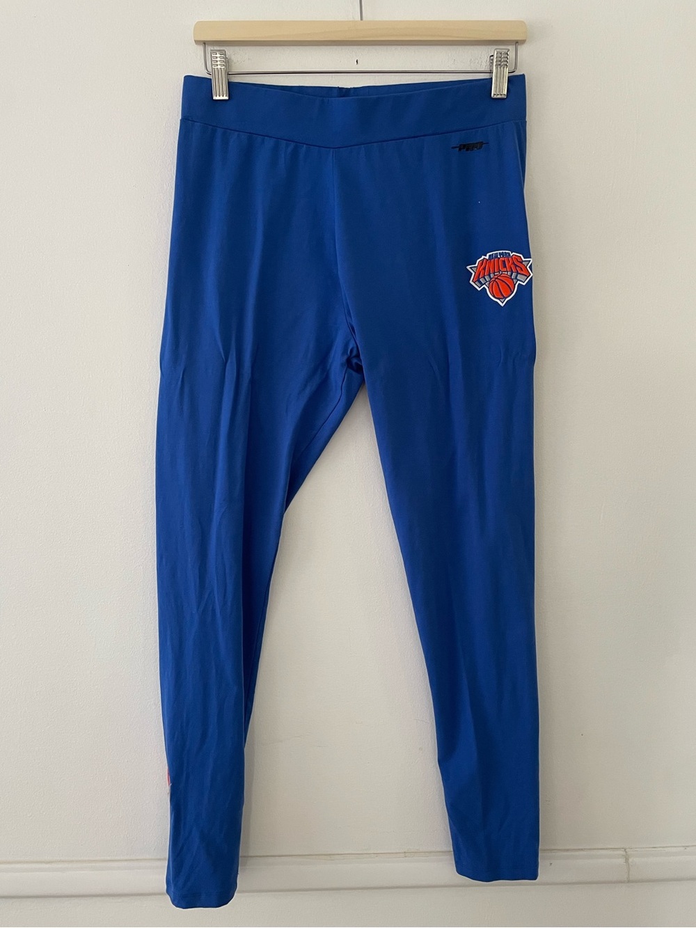 Pro Standard New York Knicks 100% Cotton Leggings Size L